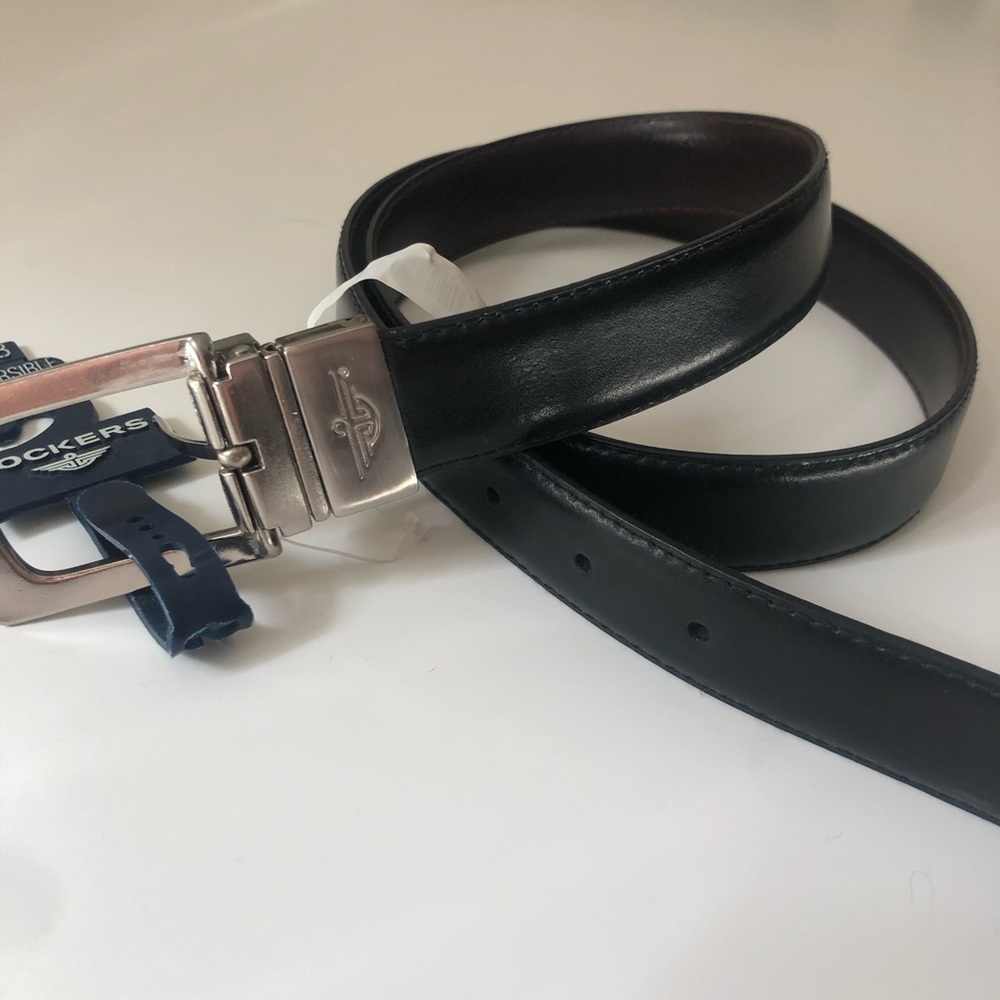 DOCKERS belt NWT REVERSIBLE 100% leather Size 38